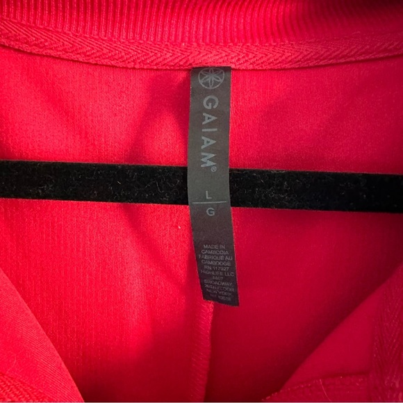 Size L Gaiam Red Ribbed Quarter Zip Pullover Hoodie - Picture 5 of 5